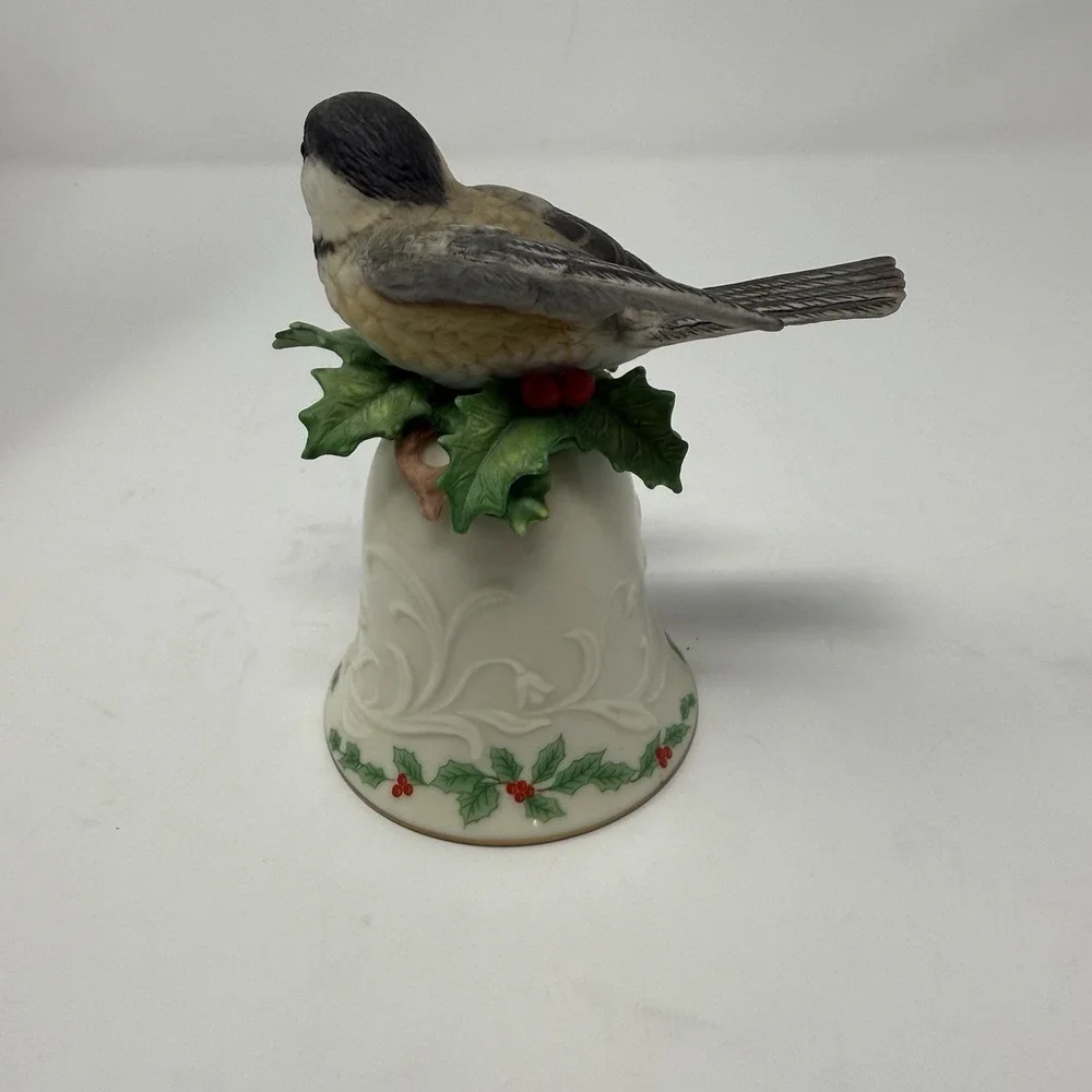 Lenox Black Capped Chickadee Bird 1991 Fine Porcelain Figurine Bell w/box